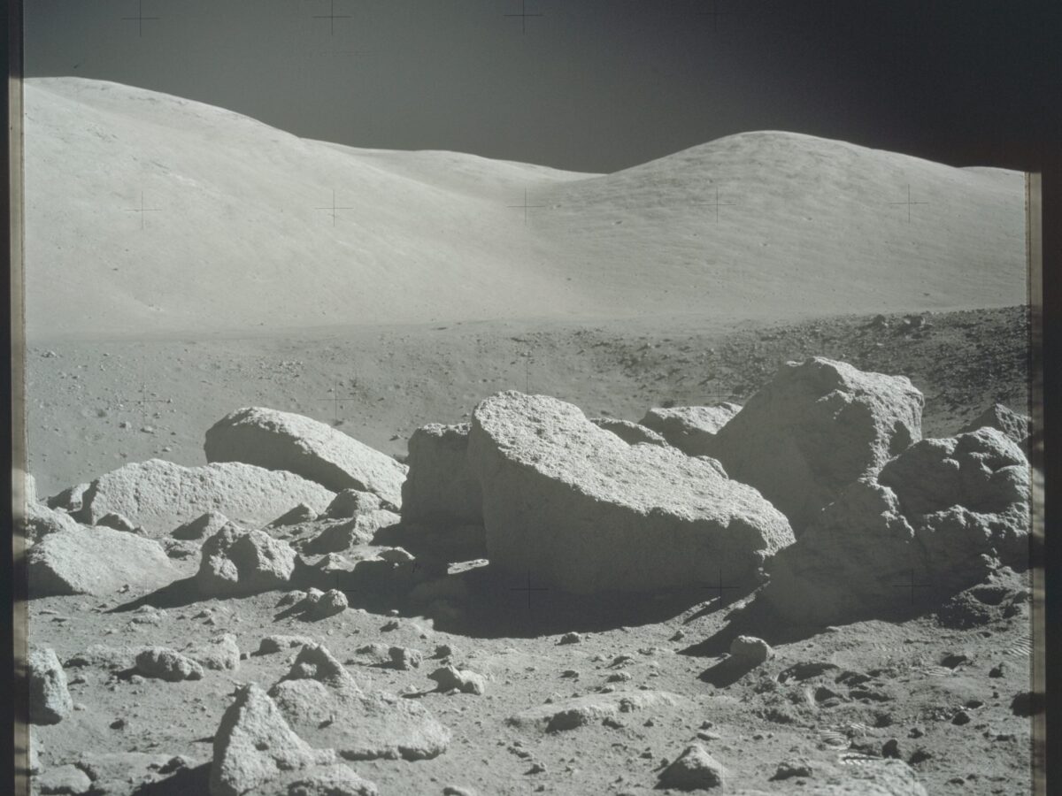New study measures titanium in Apollo rock to uncover Moon’s early chemistry